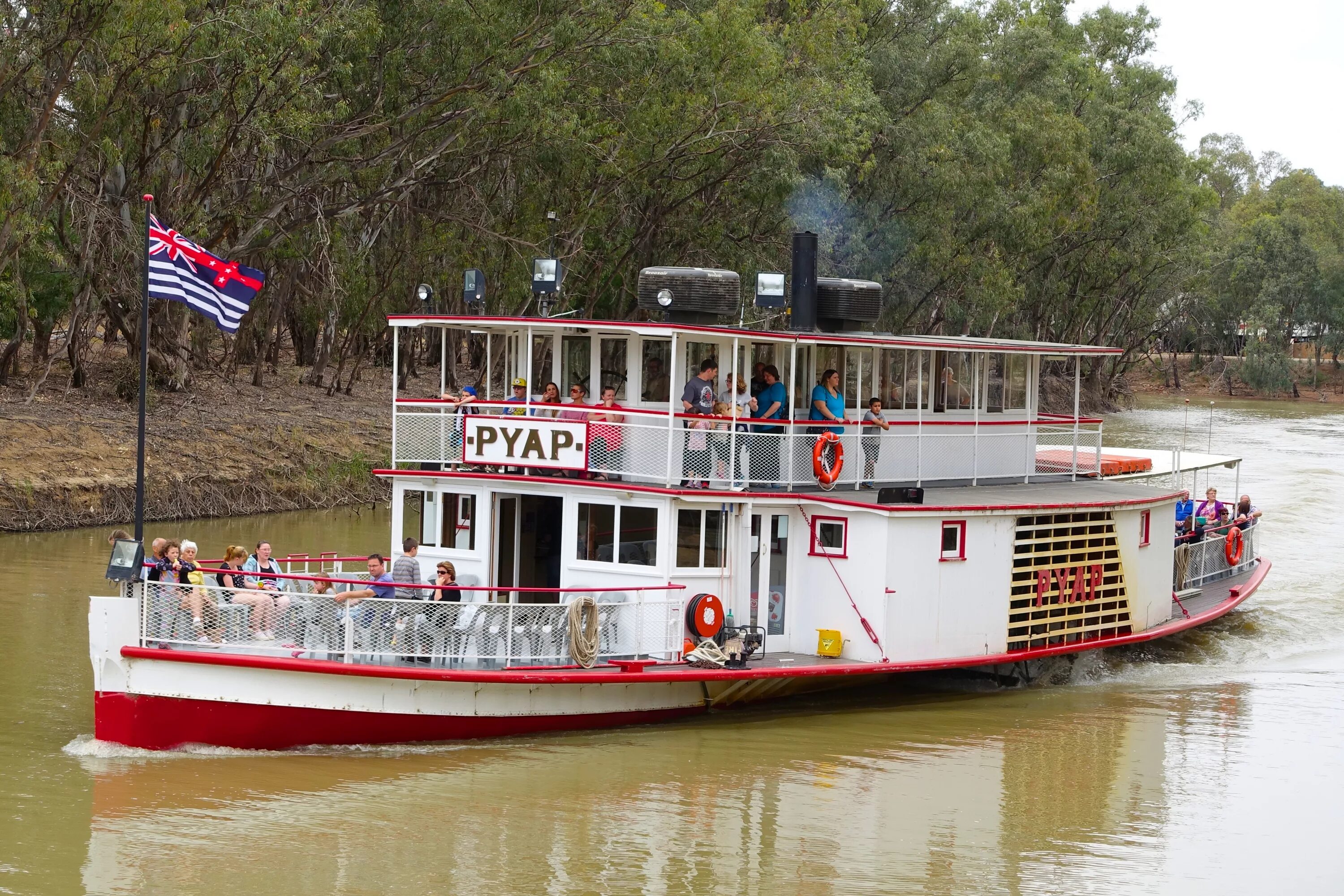 Канал пароход. Паровой катер Steamboat. Steamer пароход. Катер "Riverboat". Колесный пароход Paddle Steamer.