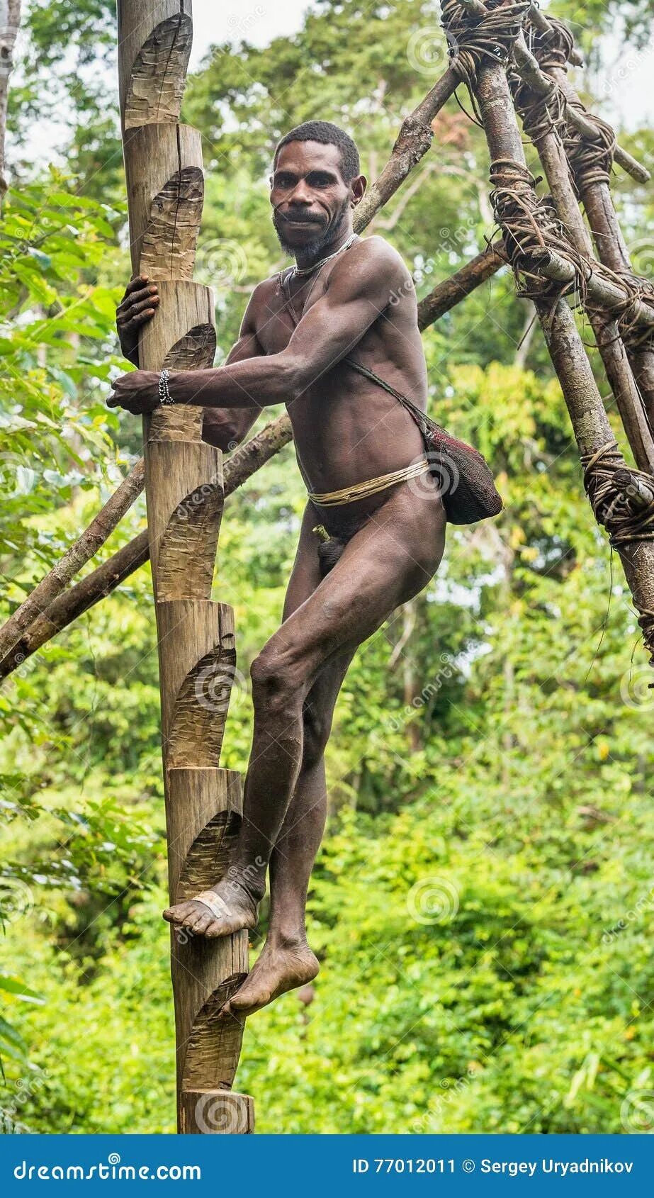Индонезия — племя КОРОВАИ. Племя КОРОВАИ Папуа новая Гвинея. Ириан Джая.