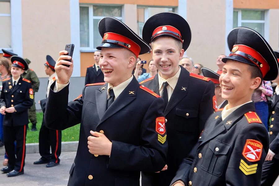 Сву фото. Московское Суворовское военное училище. Суворовское училище в Москве. Московское Суворовское военное училище Министерства.