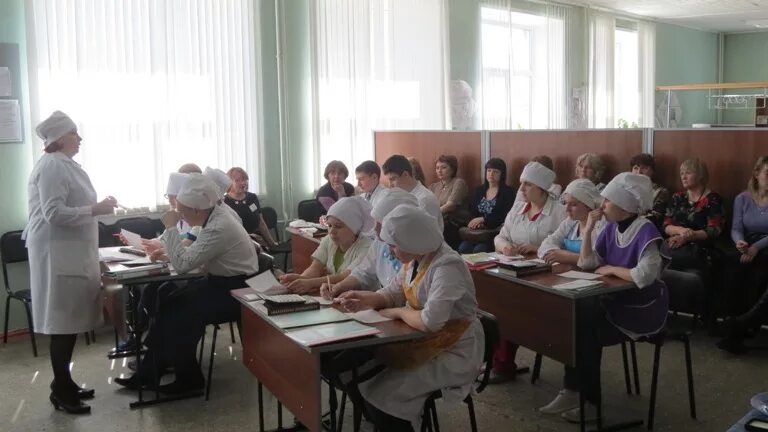 Политехнический колледж. Профессиональный лицей 39 яровое. Яровской политехнический техникум. Политех яровое. Политехникум ирбит.