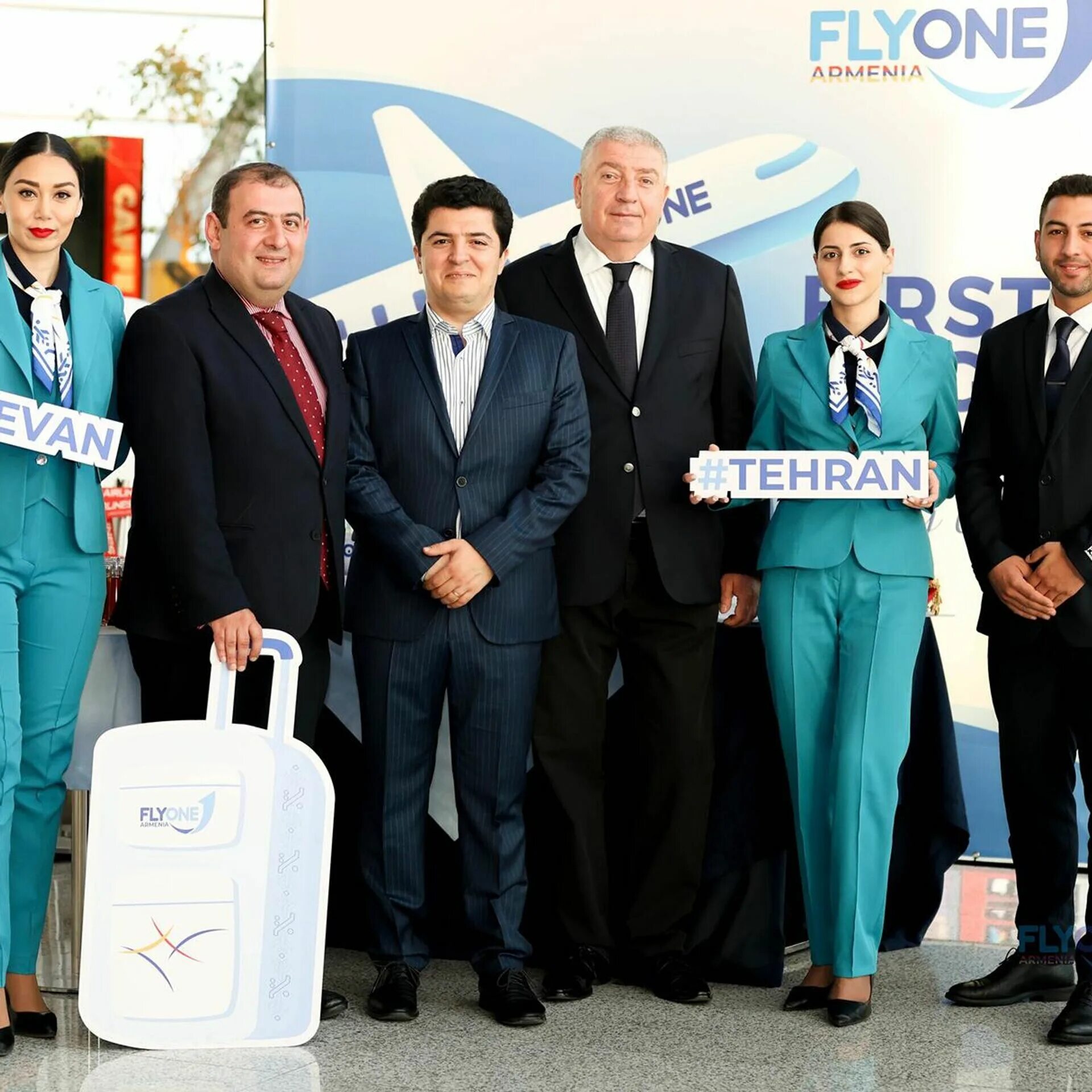 Флайоне. Flyone Armenia. Армянские авиакомпании. Армянские авиалинии. Fly one Armenia.