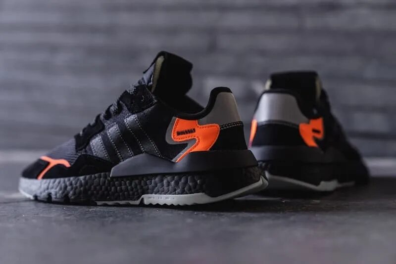 Кроссовки adidas nite jogger. Adidas Nite Jogger Core Black. Adidas Nite Jogger Black Orange. Adidas Night Jogger. Adidas Nite Jogger Core Black Carbon.