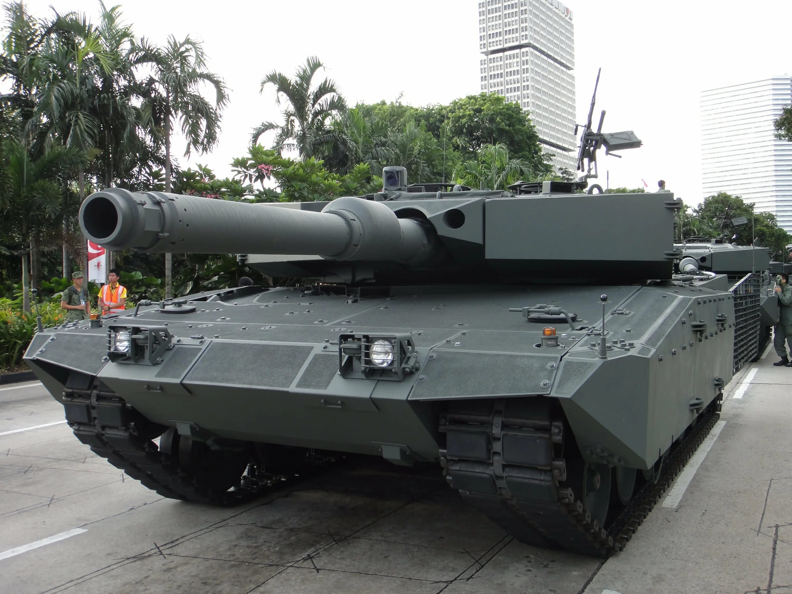 Леопард 2а7. Leopard 2a4 танк. Леопард 2sg Сингапур. Леопард 2 Сингапур. Самый сильный танк в мире танков