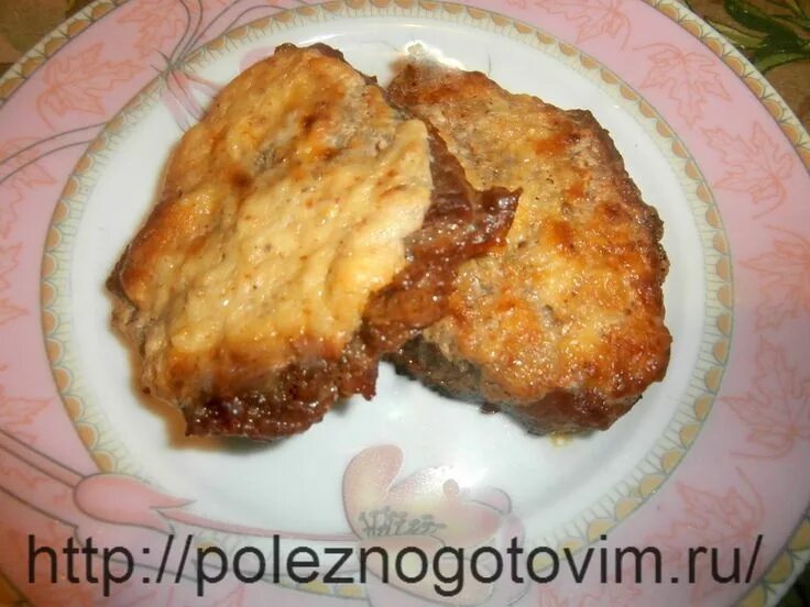 Рецепт мяса отбивных в духовке. Рецепт мяса отбивных в духовке. Свиные отбивные в духовке. Отбивные из свинины в духовке с помидорами. Свиные рулетики по немецки.