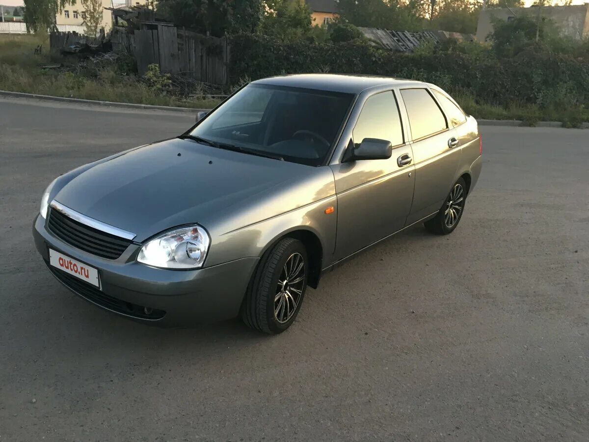 Авито башкортостан авто с пробегом приора. Lada приора 2010. lada priora хэтчбек 2010. приора хэтчбек серый 2010. приора хэтчбек 2010 года.