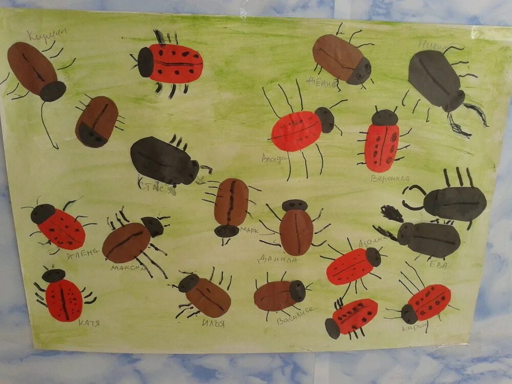 Насекомые 1 младшая группа. Рисование в средней группе насекомые Божья коровка. Аппликация насекомые средняя группа. Рисование с детьми на тему насекомые. Рисование насекомые младшая группа.