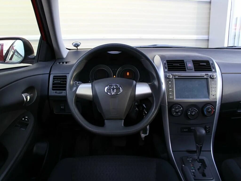 тойота королла е140 вики. в. тойота королла 2012 фото салона. настройка часов тойота королла 150.