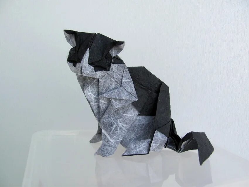 Оригами кот. Оригами из бумаги кошка сложная. Объемная кошка из бумаги. Поделка оригами кошка. Бумажные кошечки