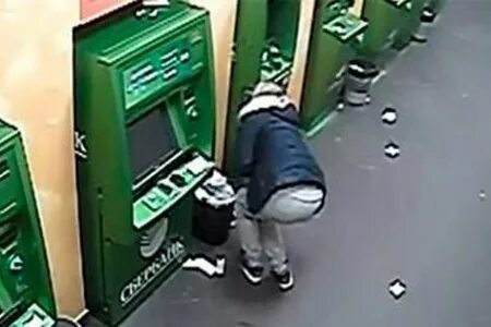 Сбербанк украли деньги со счета