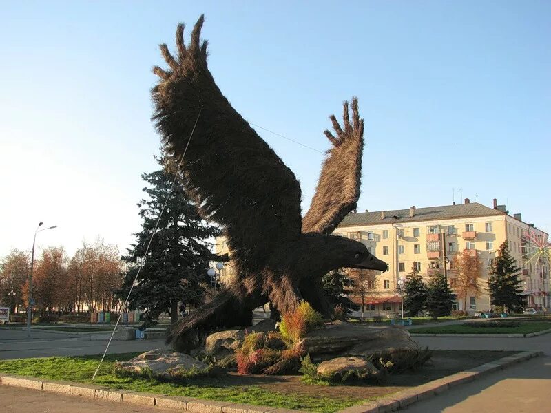 Картинки города орла. Город Орел Орловская область. Орел Орловщина. Орел воровской области. Памятник Орлу в Орле.