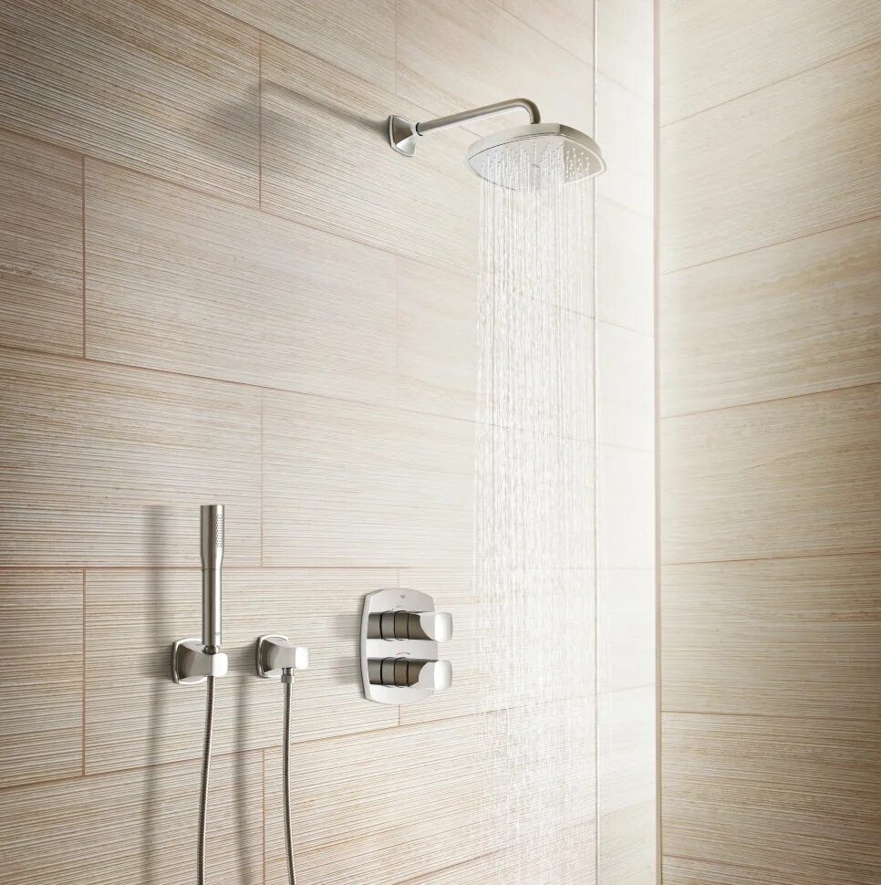 Встроенный смеситель для душа с лейкой. Grohe Euphoria Cosmopolitan 27369000. 27367000 Grohe. Grohe Euphoria Cosmopolitan Stick 27369000.