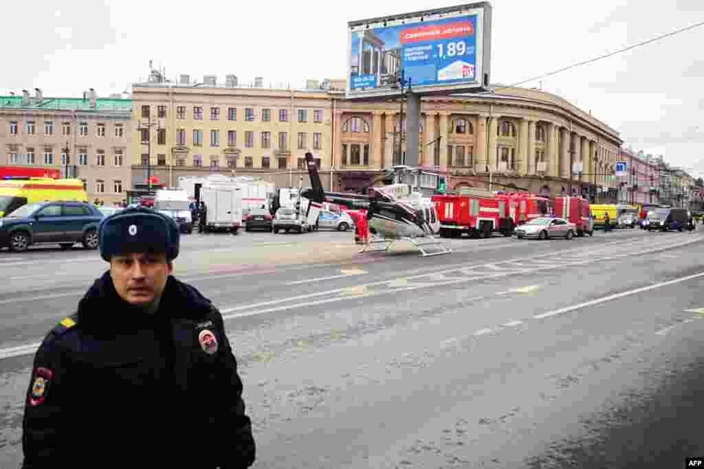 12 апреля в петербурге. 3 апреля 2017 санкт-петербург.