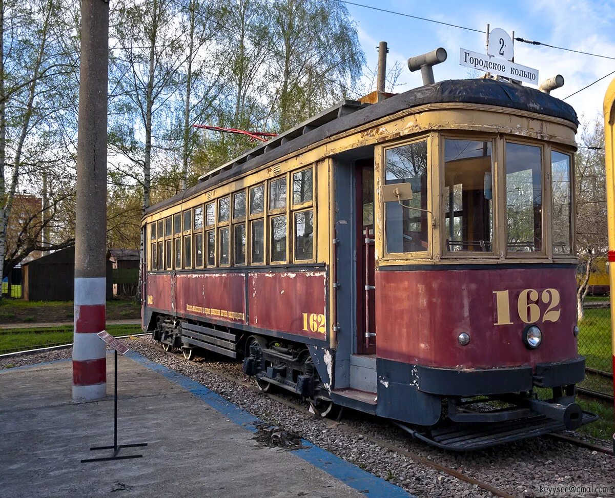 где трамвай 8 нижний