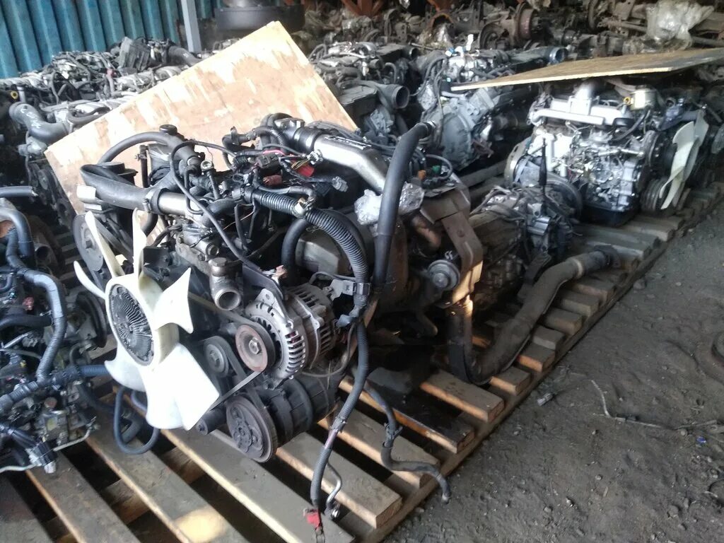 авторазбор zd. движки из японии. рыскулова петрова авторазбор. логотип авторазбора 777. авторазбор 777.