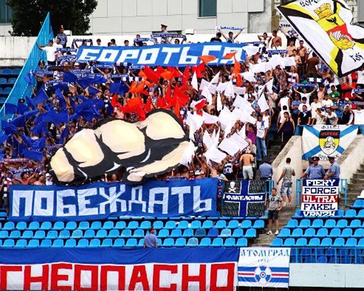 Футбольная команда факел воронеж. Факел воронеж. Футбольная команда факел воронеж. Фк факел воронеж. Фк факел тренировка.