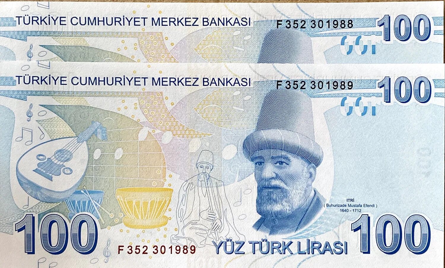 100 лир турция. 100 tl. Купюра 100 лир 2009 год турция. Турецкая лира. 100 лир бумажные.