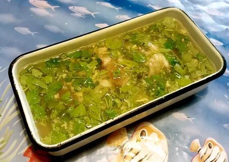 Холодец заливают горячим