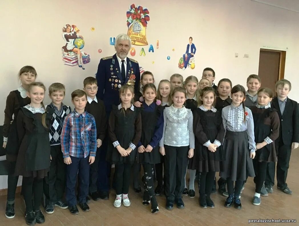 Элжур черняховск школа 5 им и д. Черняховск школа 5. Школа 4 г черняховск калининградской области. Школа номер 1 черняховск. И.