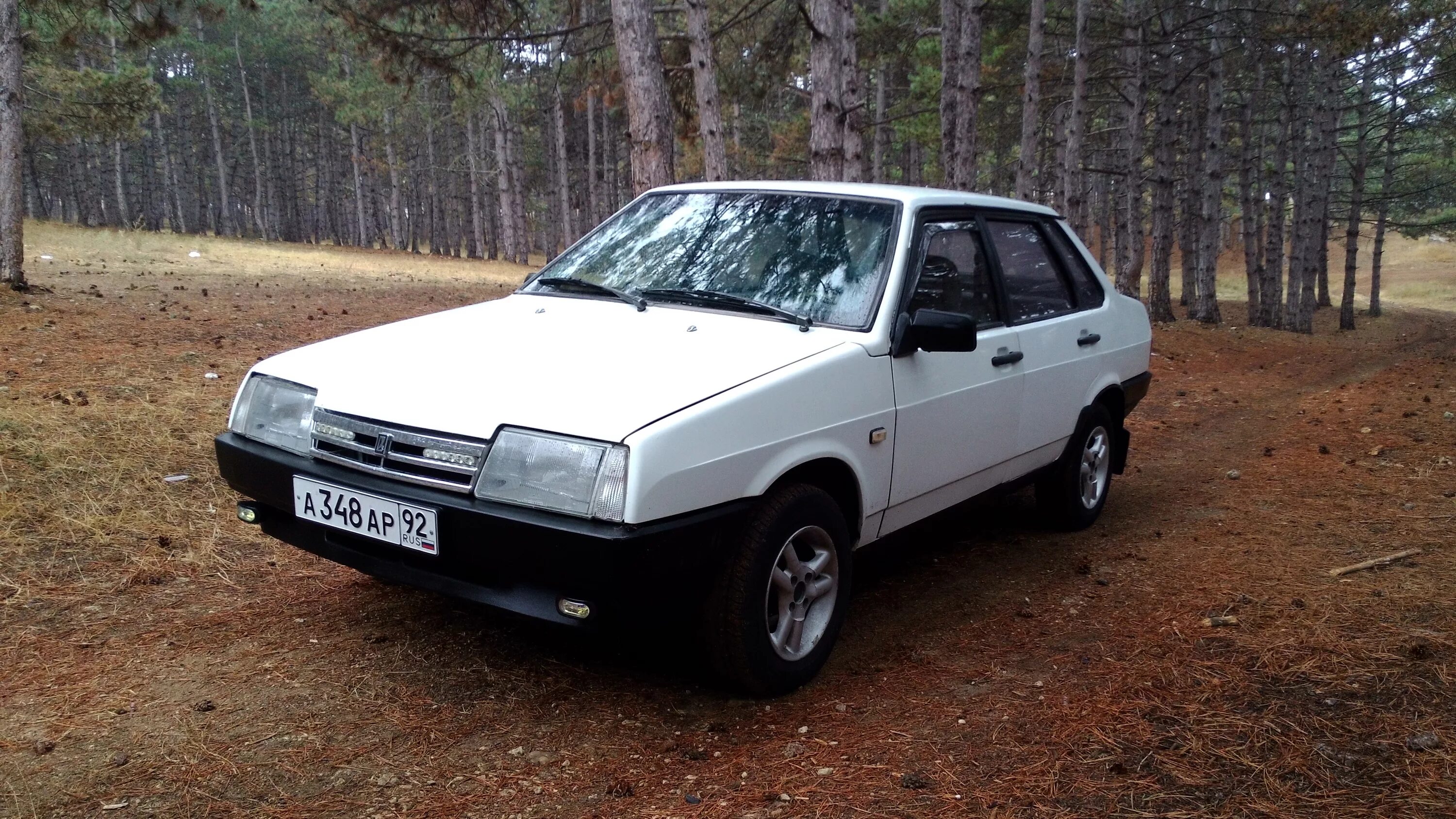 автоэкзотика 2010 севастополь. куча машин. машины б у севастополь. рынок автомобилей. машины б у севастополь.