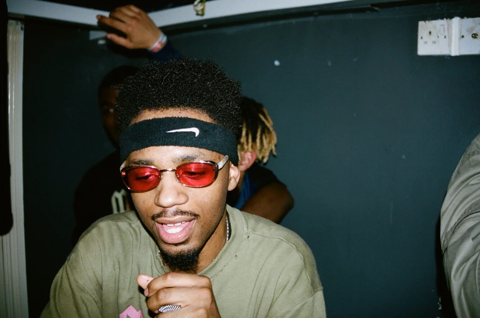 Overdue metro boomin travis scott. Future metro boomin playboi carti. Future metro boomin playboi carti. Metro boomin на студии. 21 savage x metro boomin type beat.