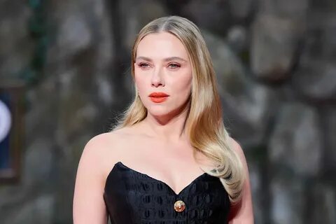 Ер адамның әйелді сиқыған видеосы