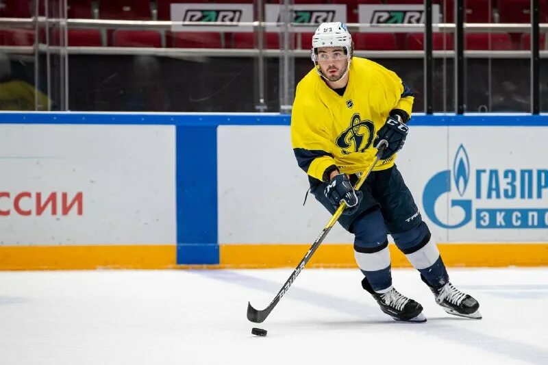 ангел сибири тобольск 2011. игроки нхл. белые медведи мхл. добрый лед. аризона хоккей матчи.