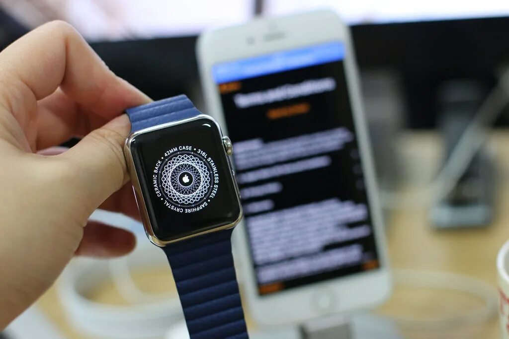 Обновление Эппл вотч. Экран обновления Эппл вотч. Обновление по Apple watch. Обновление эпл вотч часы. Watch demo