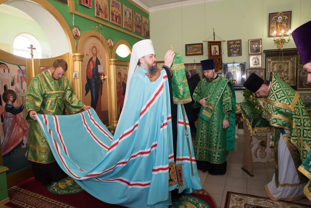 Сайт сергия радонежского челябинск. Храм Сергия Радонежского село Саловка. Храм прп Сергия Радонежского село Дмитрова гора. Храм в Саловке Пенза. Храм села Саловка Пензенской области.