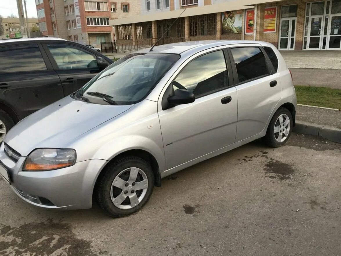 шевроле авео хэтчбек 2006 вишня. шевроле авео хэтчбек 2006. 4 хэтчбек. 2. шевроле авео 2006г.