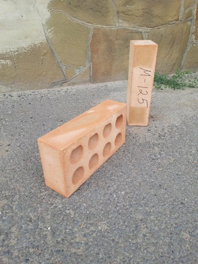 Луганский кирпич красный. Бутовый кирпич. Евпраксинский кирпич. Кирпич терекс 1нф сахара текстура. Кирпич астрахань.