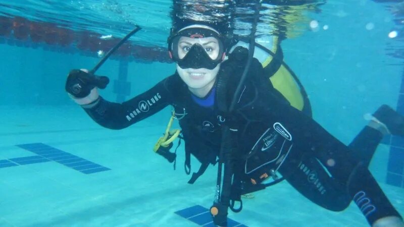 Diving pool