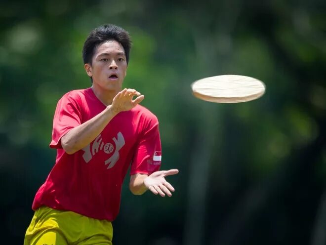 Метод catch. Фрисби john принцессы. ultimate frisbee. catching.