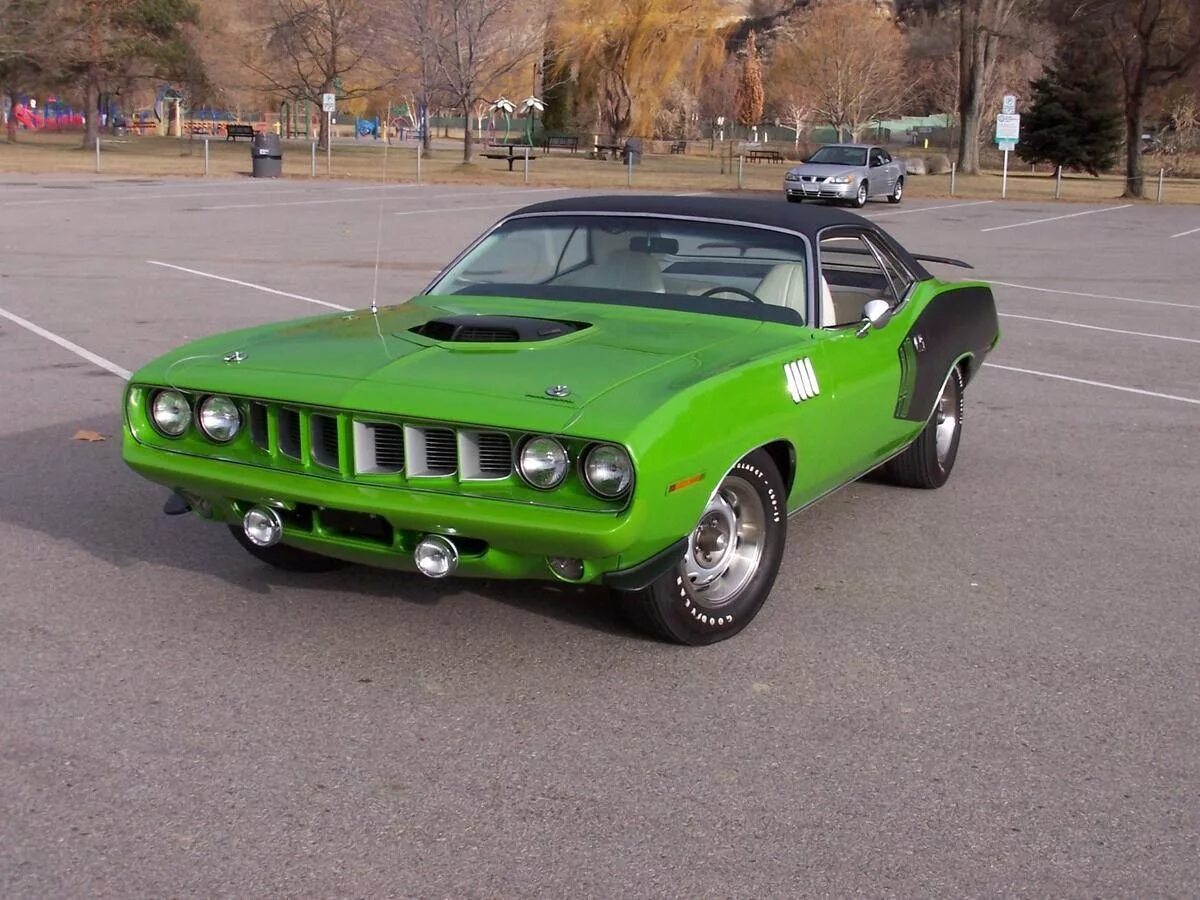 Плимут Барракуда 1971. Plymouth 1971. 1971 Plymouth Barracuda 440 Six Pack. Мустанг Плимут Барракуда.