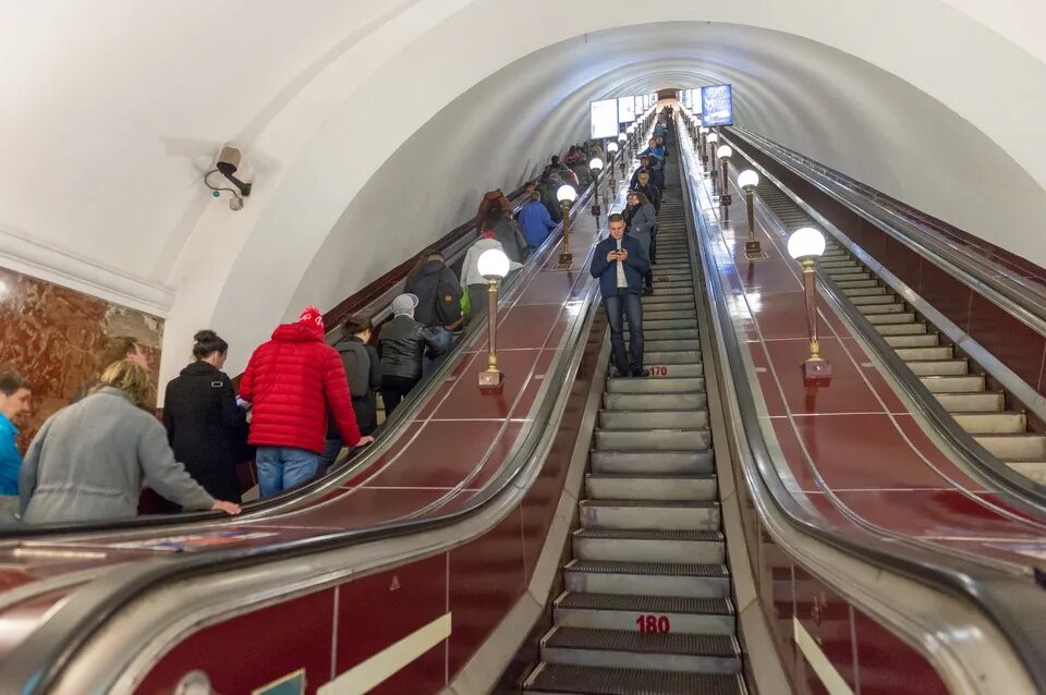 Метро инст. Станция метро технологический институт 1. вестибюль станции технологический институт-1. метро санкт-петербурга технологический институт 1. метро технологический институт 1 эскалатор.