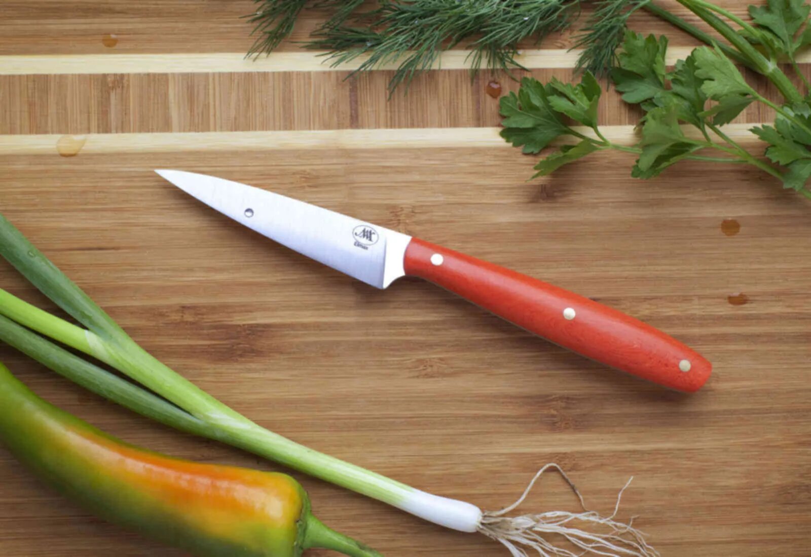 Кухонные ножи для овощей. Овощной нож. Нож кухонный овощной Трамонтино. Нож овощной ручной работы. Нож овощной с металлической ручкой.