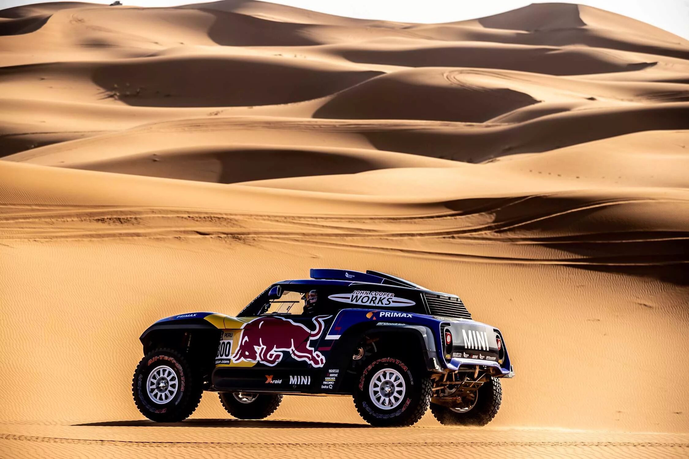 Mini raid. Mini dakar 2025. 2018 mini x-raid john cooper works buggy. 2018 mini john cooper works buggy. ралли дакар мини 2025.