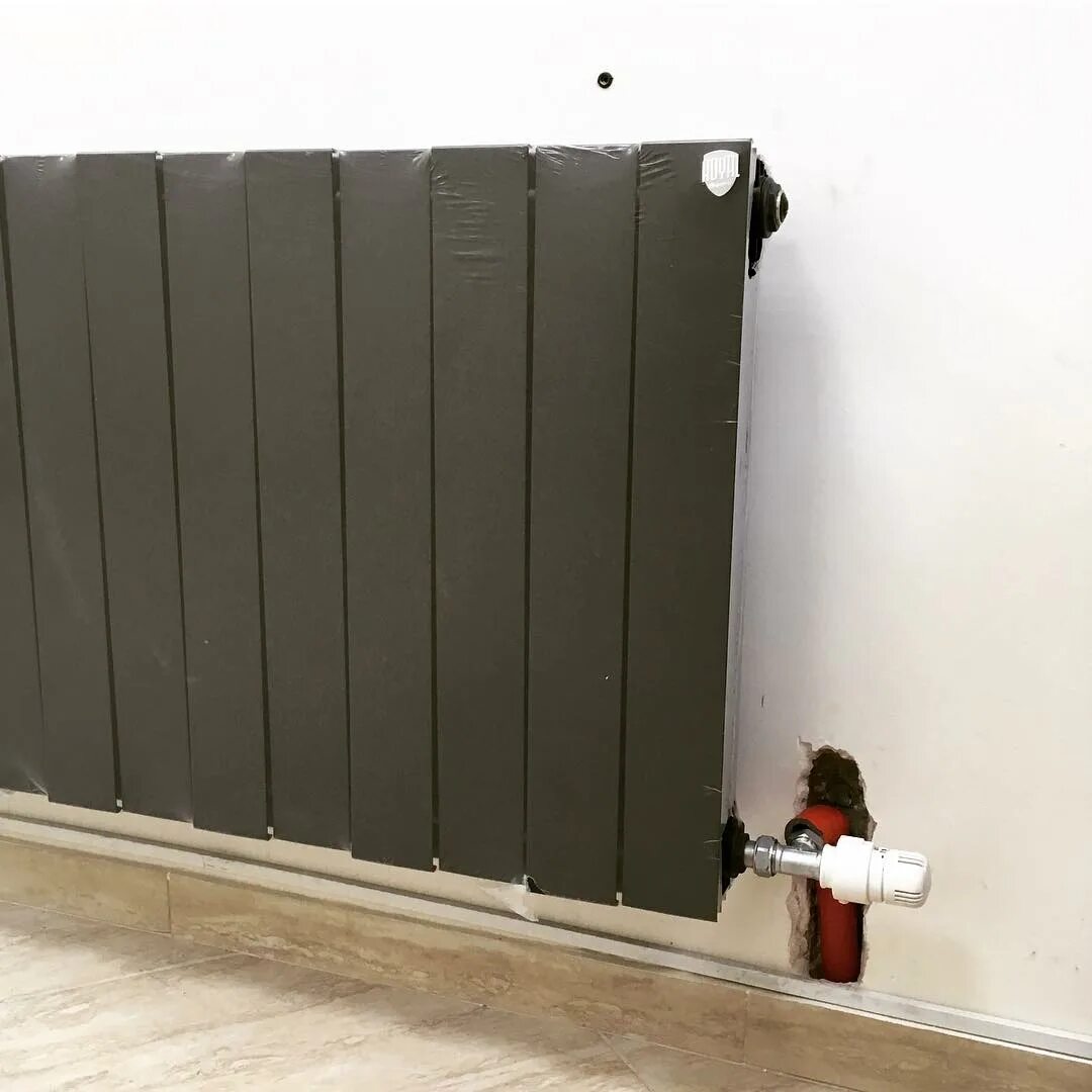Биметаллический радиатор Royal Thermo PianoForte 500 Bianco Traffico (боковое по