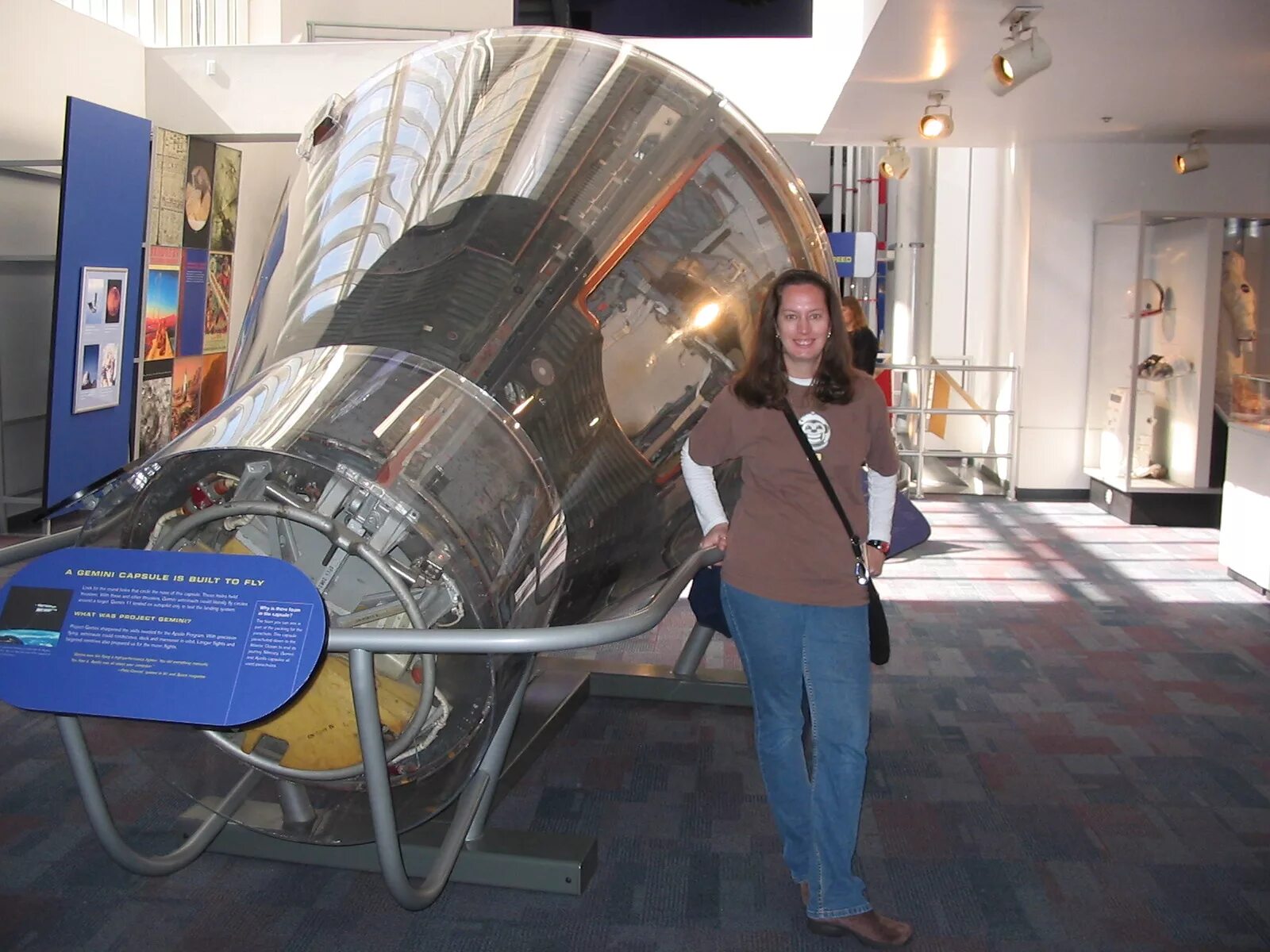 Капсула джемини. Джемини 3. Джеминай. Джеминай тайский актер. Джемини 11 космический корабль.