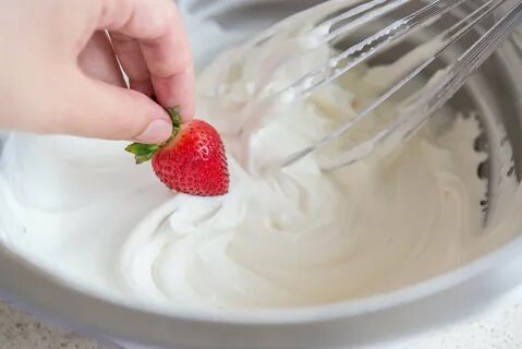 How to make and succeed a homemade whipped cream ?