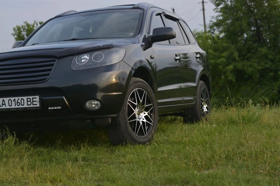 Тюнинг санта фе 2. Санта Фе 2. Хендай Санта Фе 2008. Hyundai Santa Fe Tuning 2010.