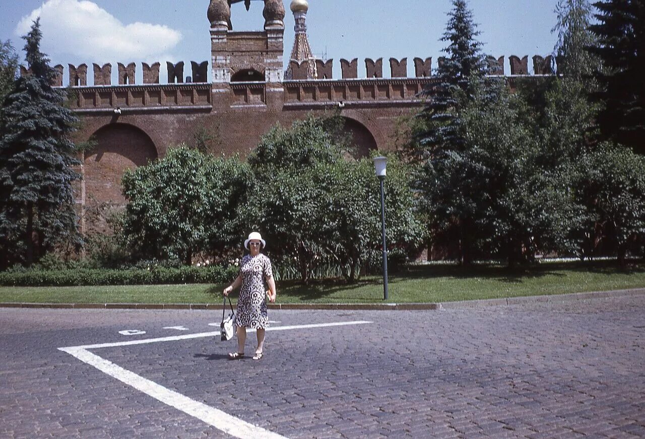 Лета 1968. Москва 1968 год. москва 1968 красная площадь. ссср 1968. улицы москвы 1968 года.