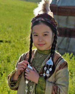 Орыс қыздарының жалаңаш суреттері