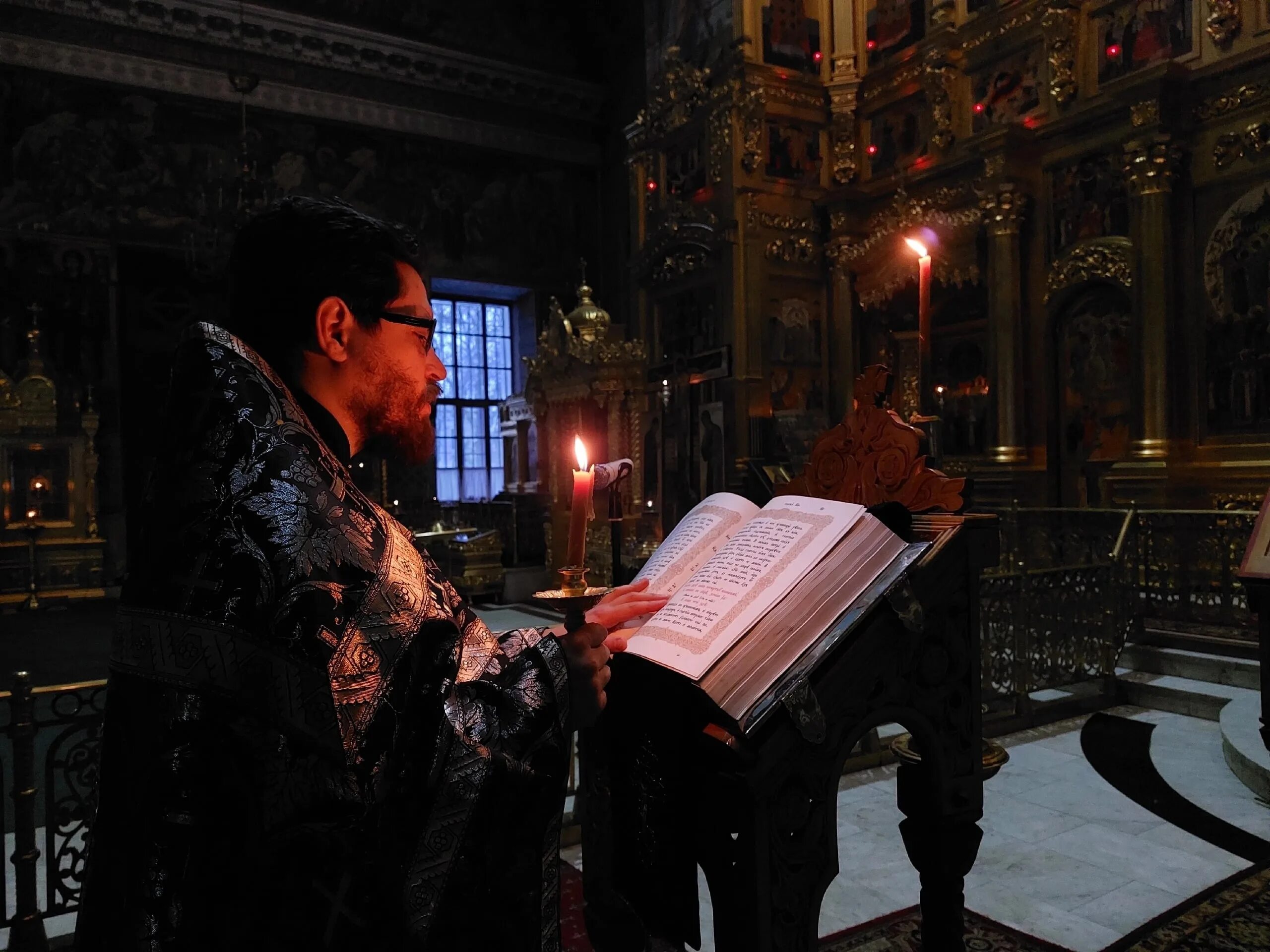 Чин пассии в великий пост. Чтение акафиста. Пассия песнопения. Акафист страстям Христовым храм Владимирской иконы.