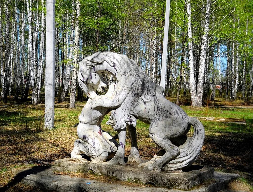 интересные скульптуры животных. национальный парк шаркан. скульптуры животных. острова врангеля и геральд. графский заповедник воронеж.