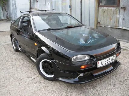 Nissan 100