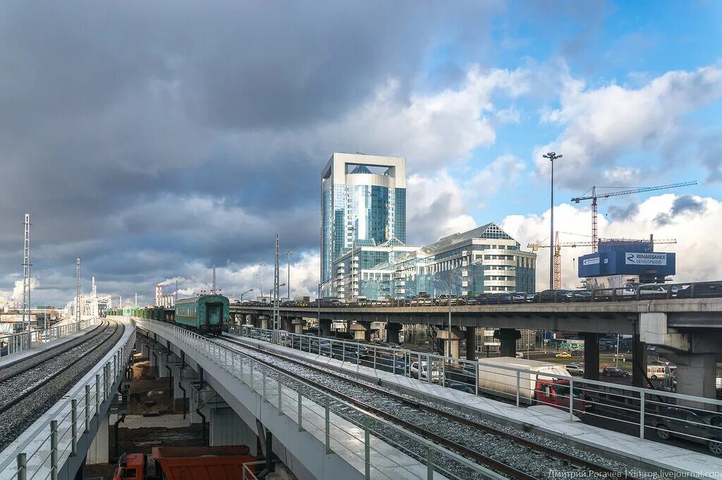 Эстакады в Москве Москва Сити. Ж/Д эстакада. Железнодорожная эстакада. Москва Сити ЖД.