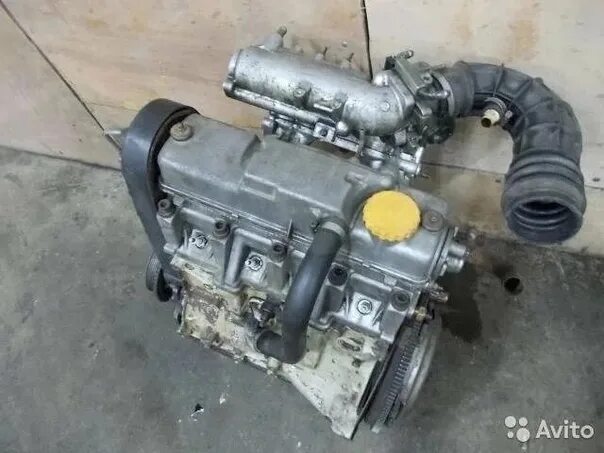 Мотор 8кл 2110. Двигатель ВАЗ 2110 1.5 8кл. Двигатель ВАЗ 2110 8 клапанов. Двигатель 2111 8 клапанов.