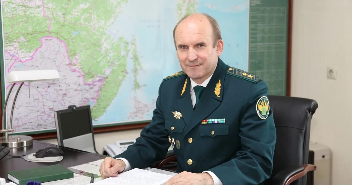 ладыгин юрий михайлович начальник двту. ладыгин юрий михайлович начальник управления. таможенный работник. начальник таможенное оформление. таможенная экспертиза товаров.