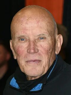 Питер уэллер