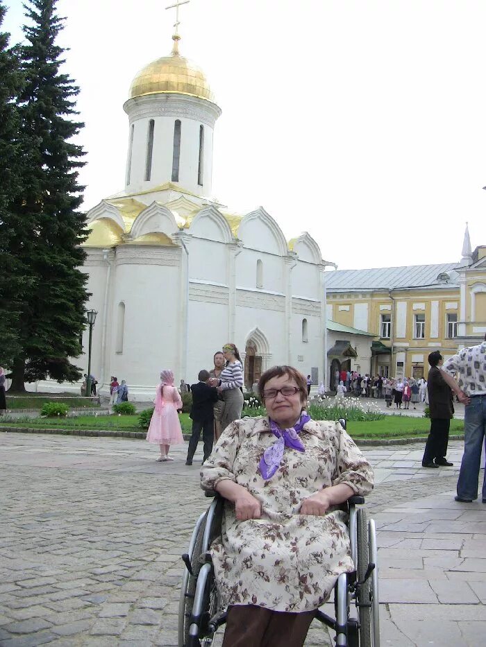 Сергиев посад прогулка. Экскурсия сергиев посад гид. Экскурсии в сергиевом посаде. Экскурсия по сергиеву посаду. Экскурсии из сергиева посада на автобусе.